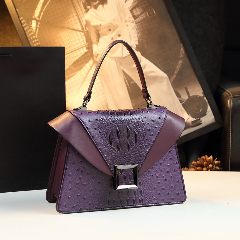 Luxury Bags Must Have - 럭셔리 패션 아이콘 디자이너 기저귀 가방