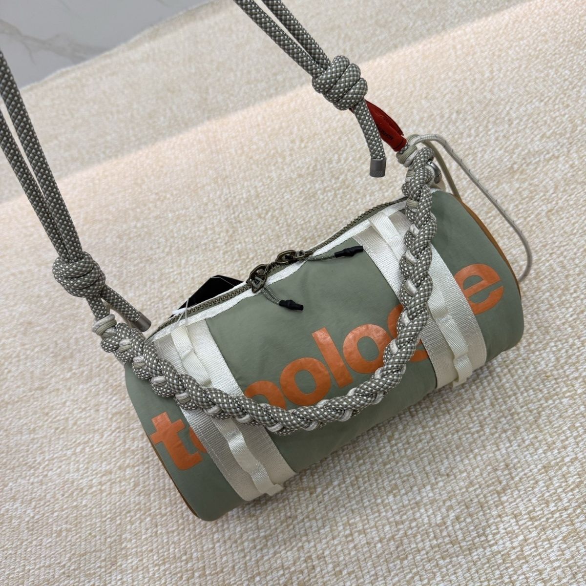 새로운 야외용 경량 보스턴 배럴 백 캐주얼 여행용 크로 - Weekender Bag Duffle 리뷰 및 가격