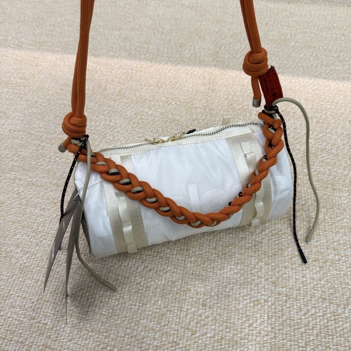 새로운 야외용 경량 보스턴 배럴 백 캐주얼 여행용 크로 - Weekender Bag Duffle 리뷰 및 가격