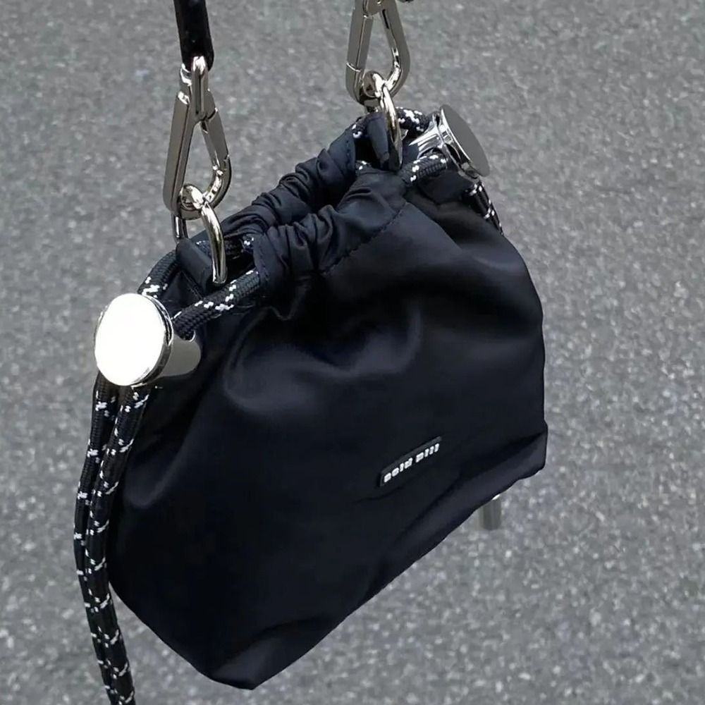 멋진 한국 스타일 블랙 Drawstring 버킷 가방  - Luxury Bags Korea 리뷰 및 가격
