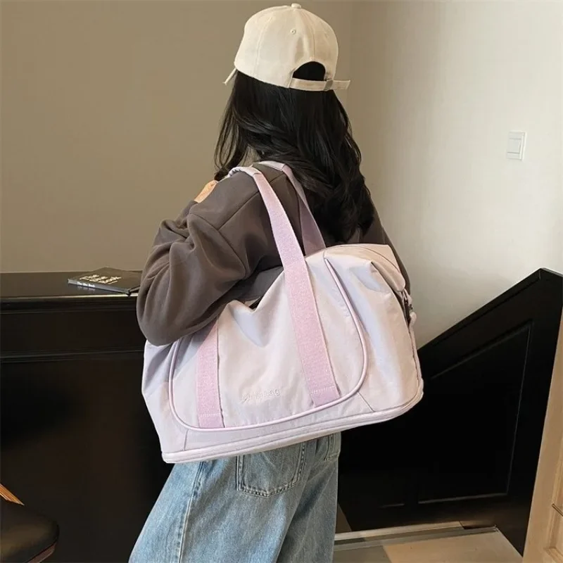 유명 디자이너의 클래식하고 트렌디한 여성용 가죽 기저귀 - Luxury Bags Paris 리뷰 및 가격