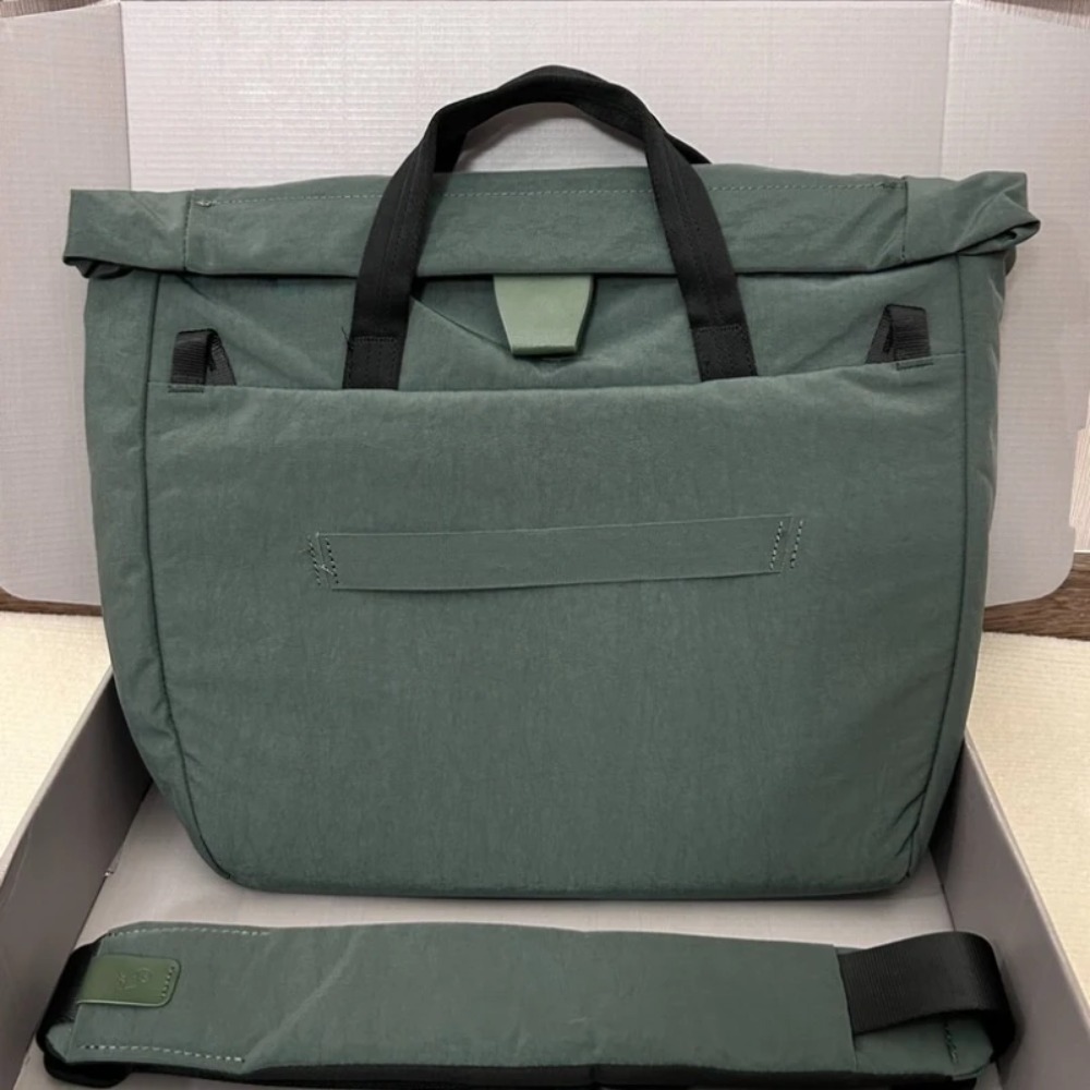 럭셔리 도쿄 메신저 백 14L 노트북 크로스바디 백 방 - Luxury Bags Tokyo 리뷰 및 가격